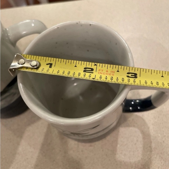 Vintage Ceramic Coffee Mug Embossed Seagulls Nautical Beach Themed Cup Set Of 2 - Picture 4 of 11